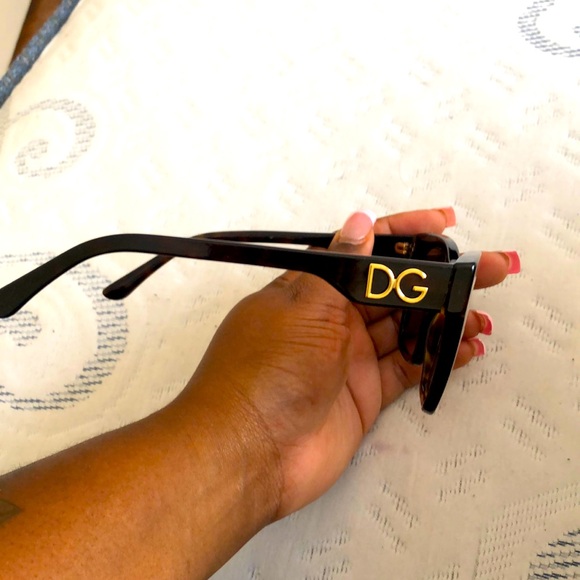 DG Sunglasses - Picture 3 of 6